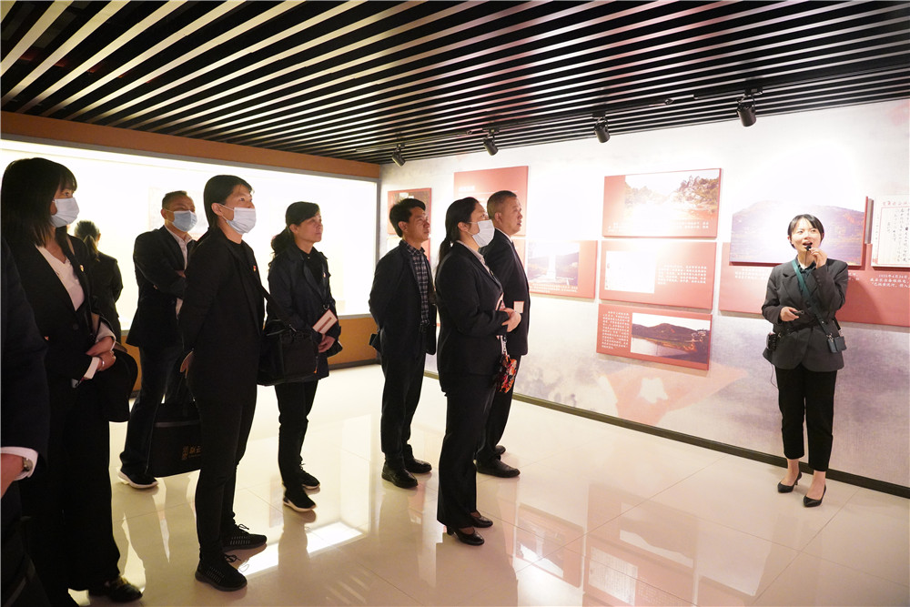 1617371317526382.jpg 長征過云南_副本.jpg